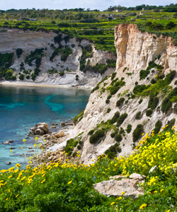 walking in Malta