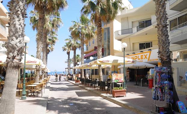 http://www.malta.com/media/en/about-malta/city-village/bugibba/steet-to-the-sea-in-bugibba.jpg
